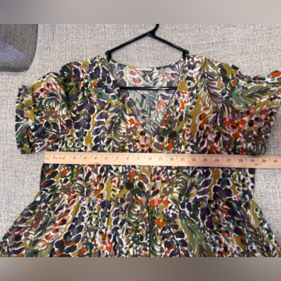 Jodifl Floral Print Olive Green Multi Colored Dress Button Down V-Neck Sz M - Picture 9 of 11